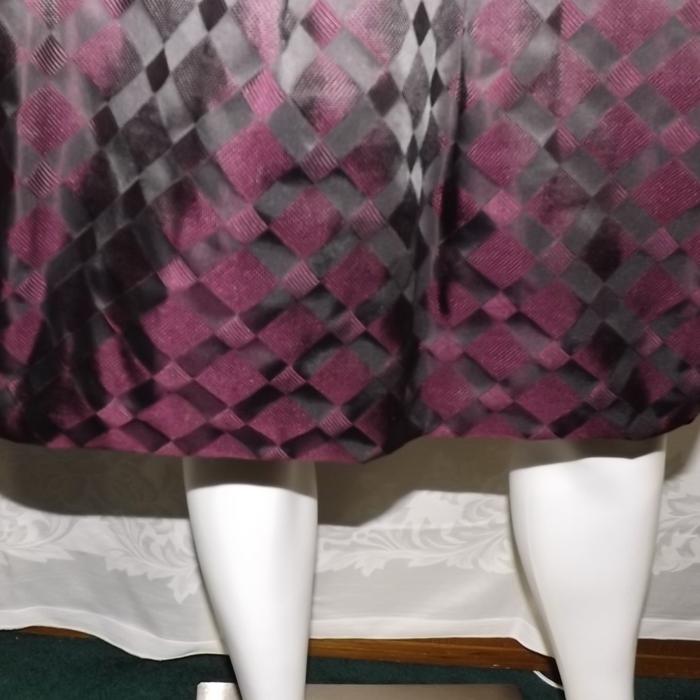 Lida BaDay Tucked  Cocktail & Party Dress - Picture 6 of 8